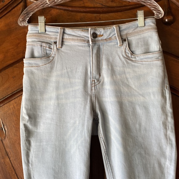 Prana Light Wash High Rise Skinny Jeans, NWT - Picture 3 of 14